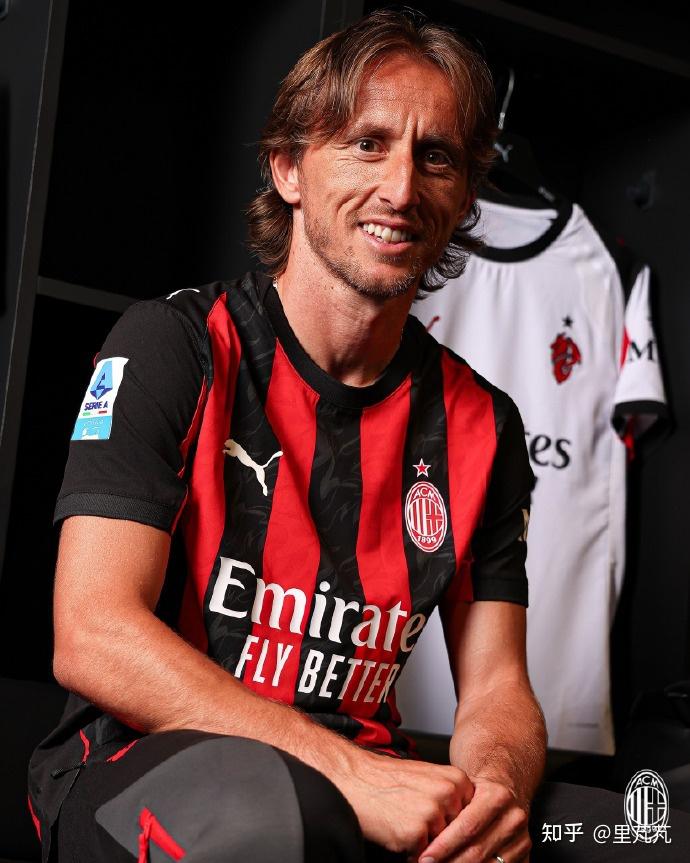 比赛集锦：克雷莫内塞1-3罗马