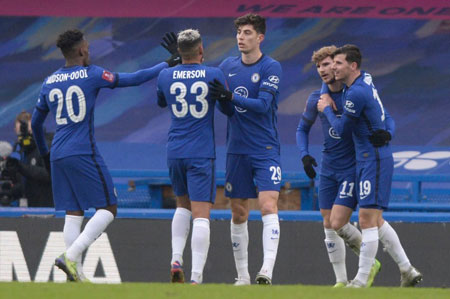 穆帅：葡萄牙体育有一人随便犯规都没事，我们仍在争冠行列