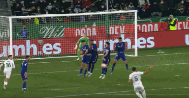 篮球篮网密集赛程导致体能下降